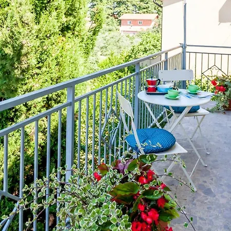 Angelina's Garden Place, Max 6 Persons, Near Pula *